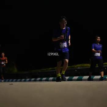 Runner Photo 7343594