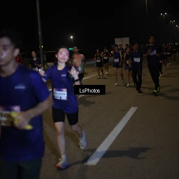 Runner Photo 7343617