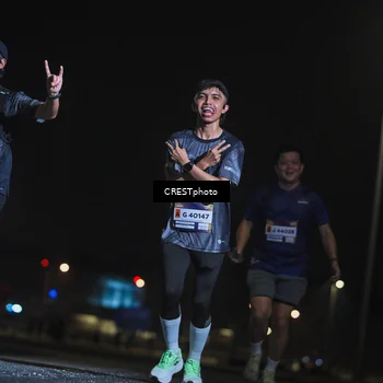 Runner Photo 7343635