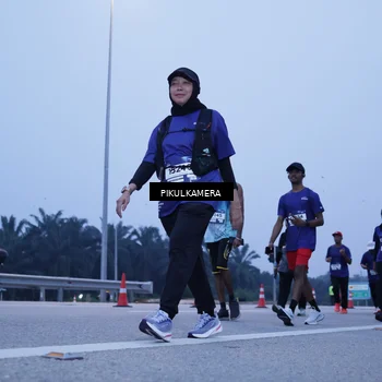 Runner Photo 7343636