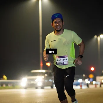 Runner Photo 7343670
