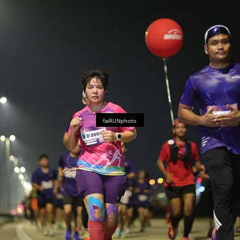 Runner Photo 7343673