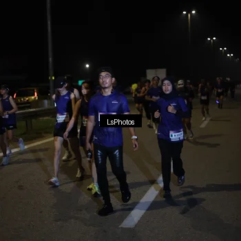 Runner Photo 7343681