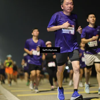 Runner Photo 7343687