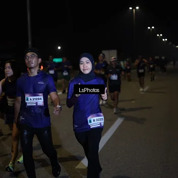 Runner Photo 7343688