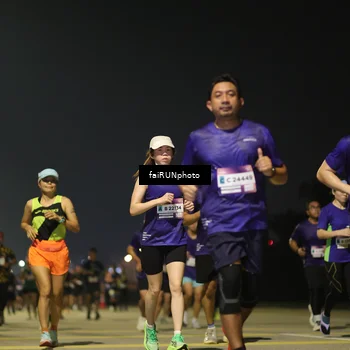 Runner Photo 7343723