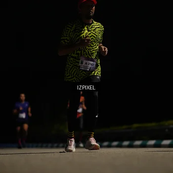 Runner Photo 7343746