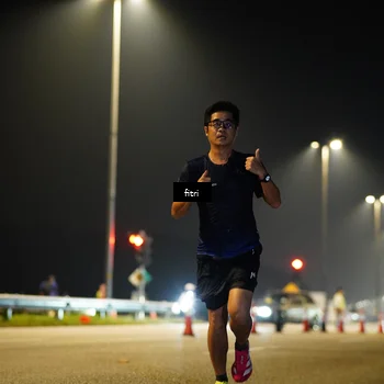 Runner Photo 7343757