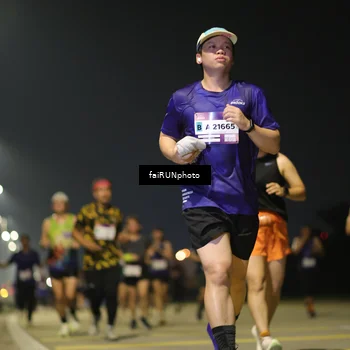 Runner Photo 7343811