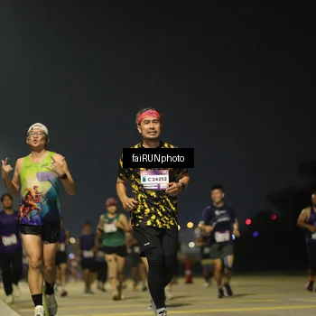 Runner Photo 7343830