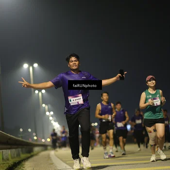 Runner Photo 7343855