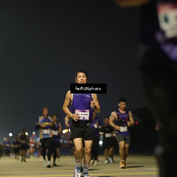 Runner Photo 7343870