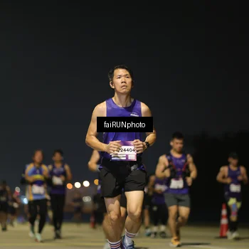 Runner Photo 7343885