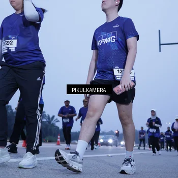 Runner Photo 7343919