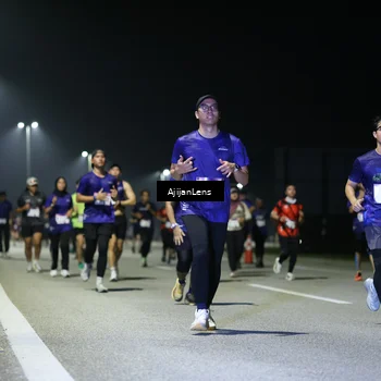 Runner Photo 7343934
