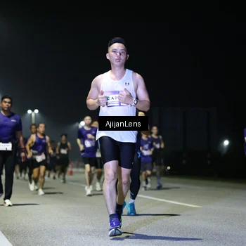Runner Photo 7343946