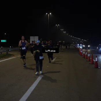 Runner Photo 7343958