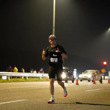 Runner Photo 7343959