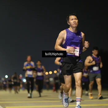Runner Photo 7343964