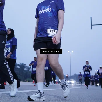 Runner Photo 7343985