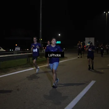 Runner Photo 7344038