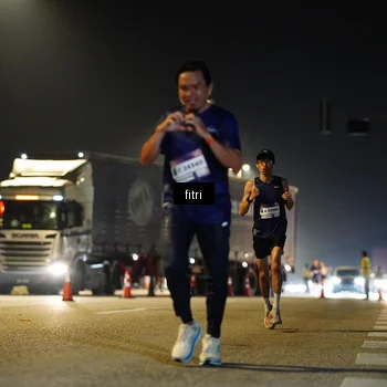 Runner Photo 7344041