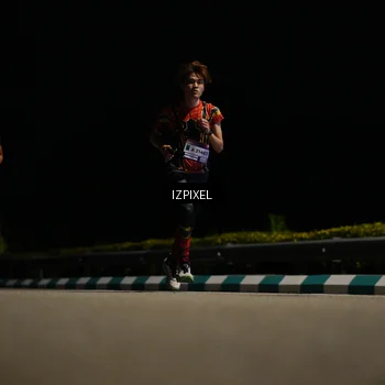 Runner Photo 7344065