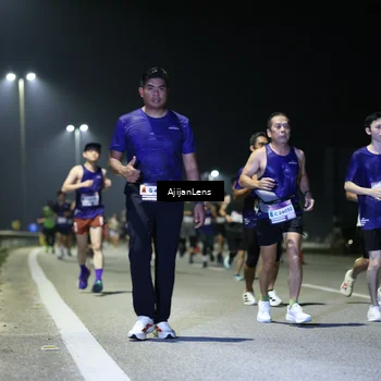 Runner Photo 7344097