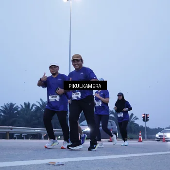 Runner Photo 7344128