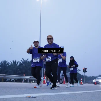 Runner Photo 7344139