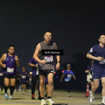 Runner Photo 7344173