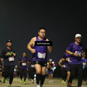 Runner Photo 7344224
