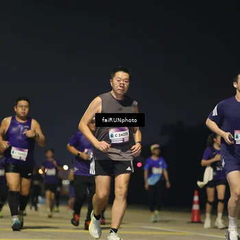 Runner Photo 7344235