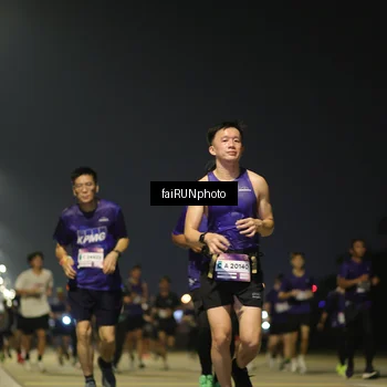 Runner Photo 7344280
