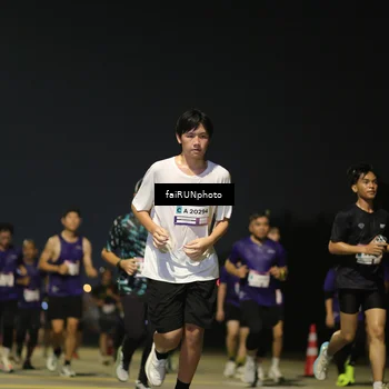 Runner Photo 7344329