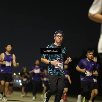Runner Photo 7344337