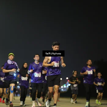 Runner Photo 7344342