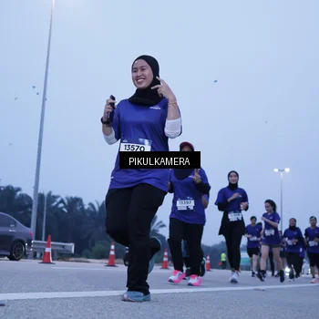 Runner Photo 7344376