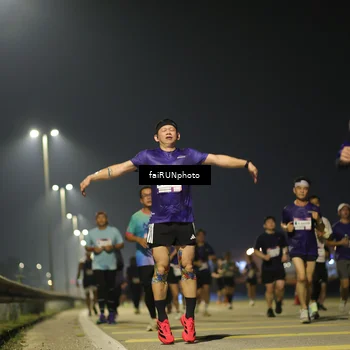 Runner Photo 7344380