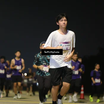 Runner Photo 7344386