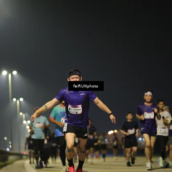 Runner Photo 7344409