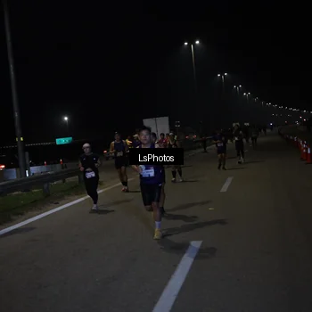 Runner Photo 7344512
