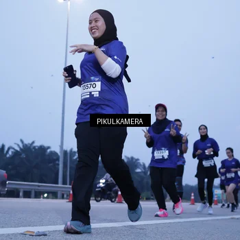 Runner Photo 7344523