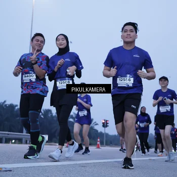 Runner Photo 7344524