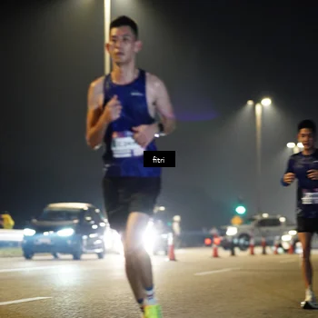 Runner Photo 7344553