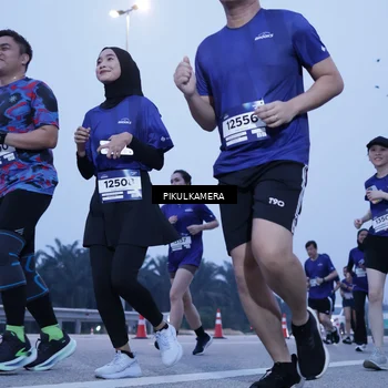 Runner Photo 7344555