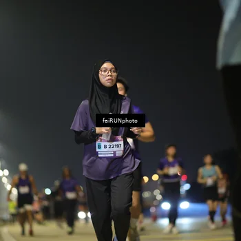 Runner Photo 7344584
