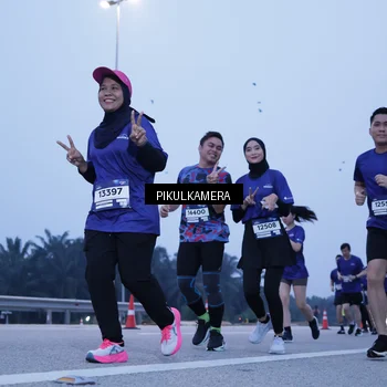 Runner Photo 7344649