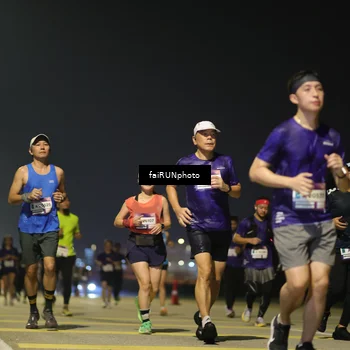 Runner Photo 7344680