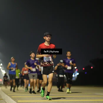 Runner Photo 7344683